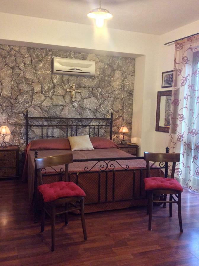 B&B Domus Candida Калатабьано Экстерьер фото